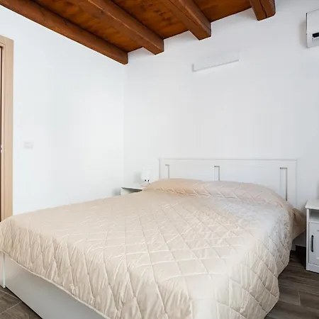 Blu - Palazzo Del Buon Pastore Apartmán Palermo